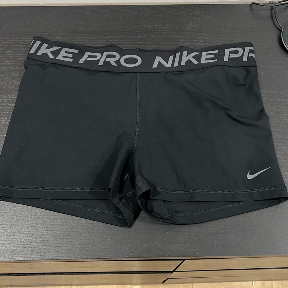 Nike pro Dri fit 3 in inseam